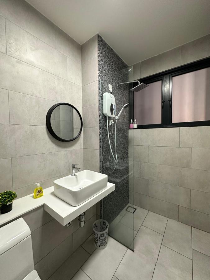 Sea View The Shore Luxury Newly Renovated Homestay Kota Kinabalu Luaran gambar